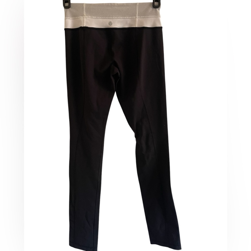 Lululemon Black White Leggings Size 6